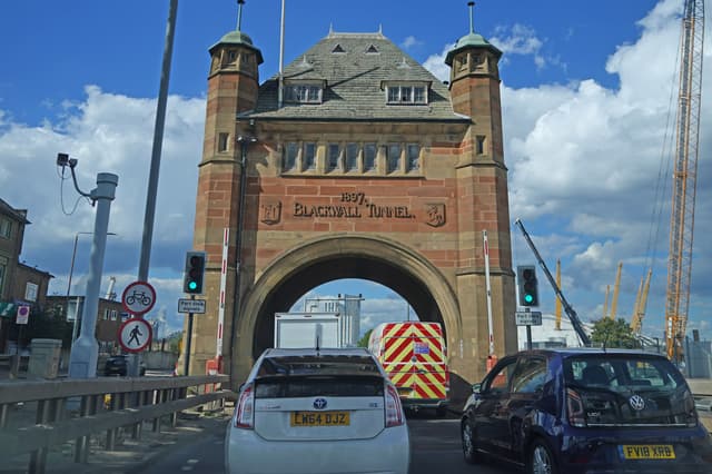 Blackwall tunnel tolls: London drivers will pay 'up to £40 a day' 