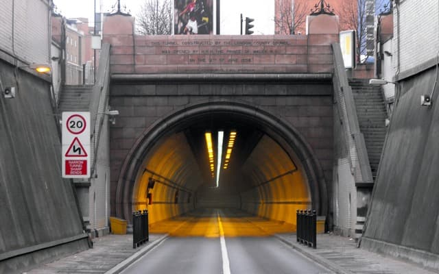 Plans to close key road tunnel under Thames for months pushed back