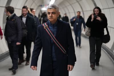 Tube fares to rise by almost 5% but London bus fares frozen 